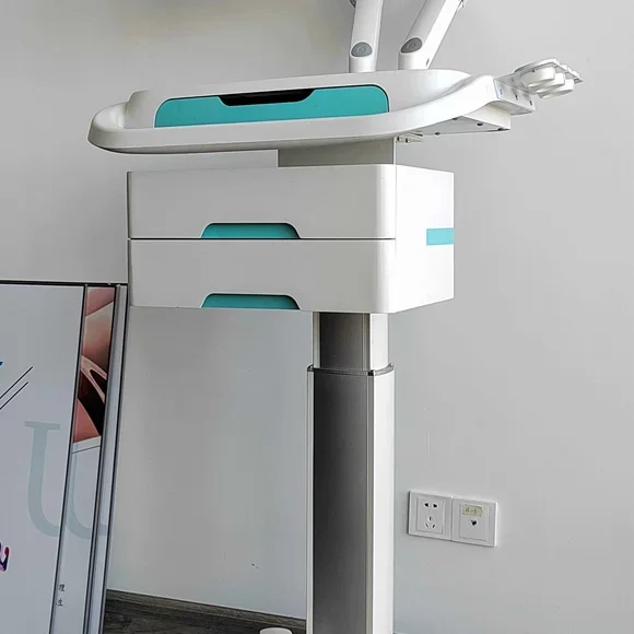 27inch All In One Ultra HD 4K Medical Grade Monitor For Endoscope Laparoscopic System With Optic Light Source